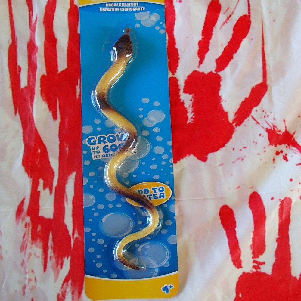 Snake Grow Halloween Prop Decor Grave Cauldron Serpent Reptile Children Kids